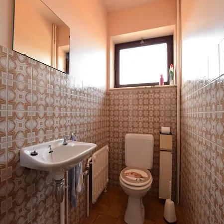 Welcoming With Large Garden, Cleaning Included *