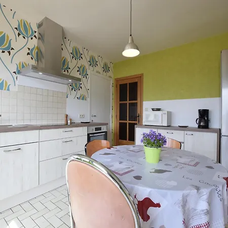 Dom wakacyjny Peaceful Ardennes Retreat, Cleaning Included