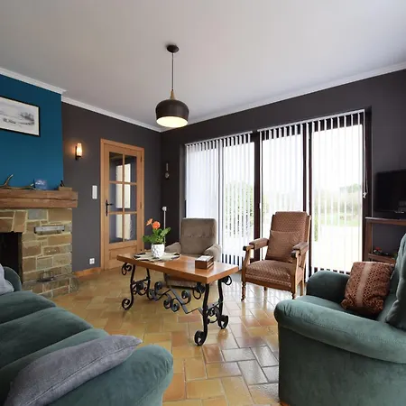Welcoming With Large Garden, Cleaning Included Holiday home *