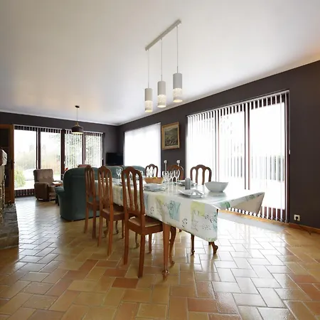 Dom wakacyjny Peaceful Ardennes Retreat, Cleaning Included