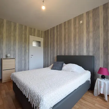 Peaceful Ardennes Retreat, Cleaning Included *